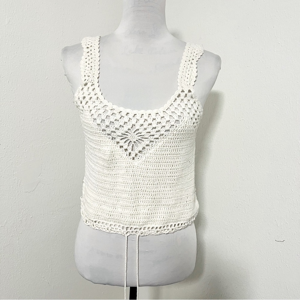 Say What? Women’s Ivory Large Crochet Knit Crop Top Sleeveless Drawstring EUC